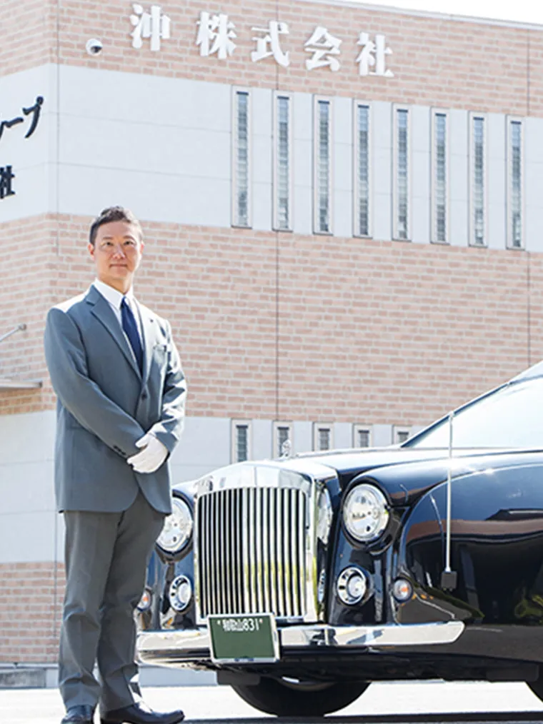 霊柩車ドライバー