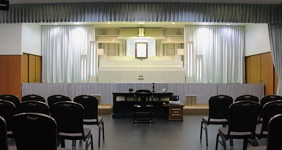 1Fホール（約80席）